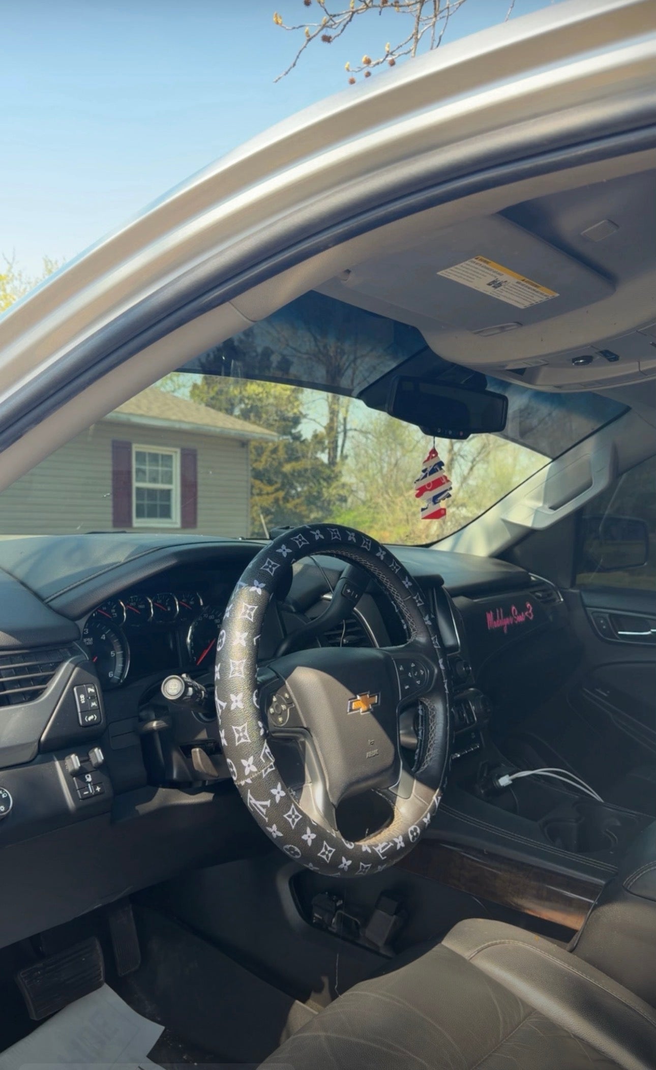 LV Steering Wheel Cover